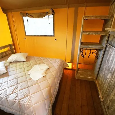 Cerza Safari Luxury tent Hermival-les-Vaux