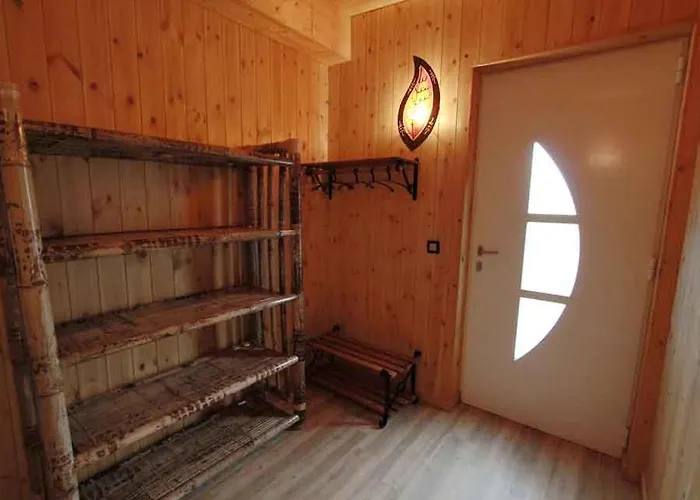 Cerza Safari Luxe tent *